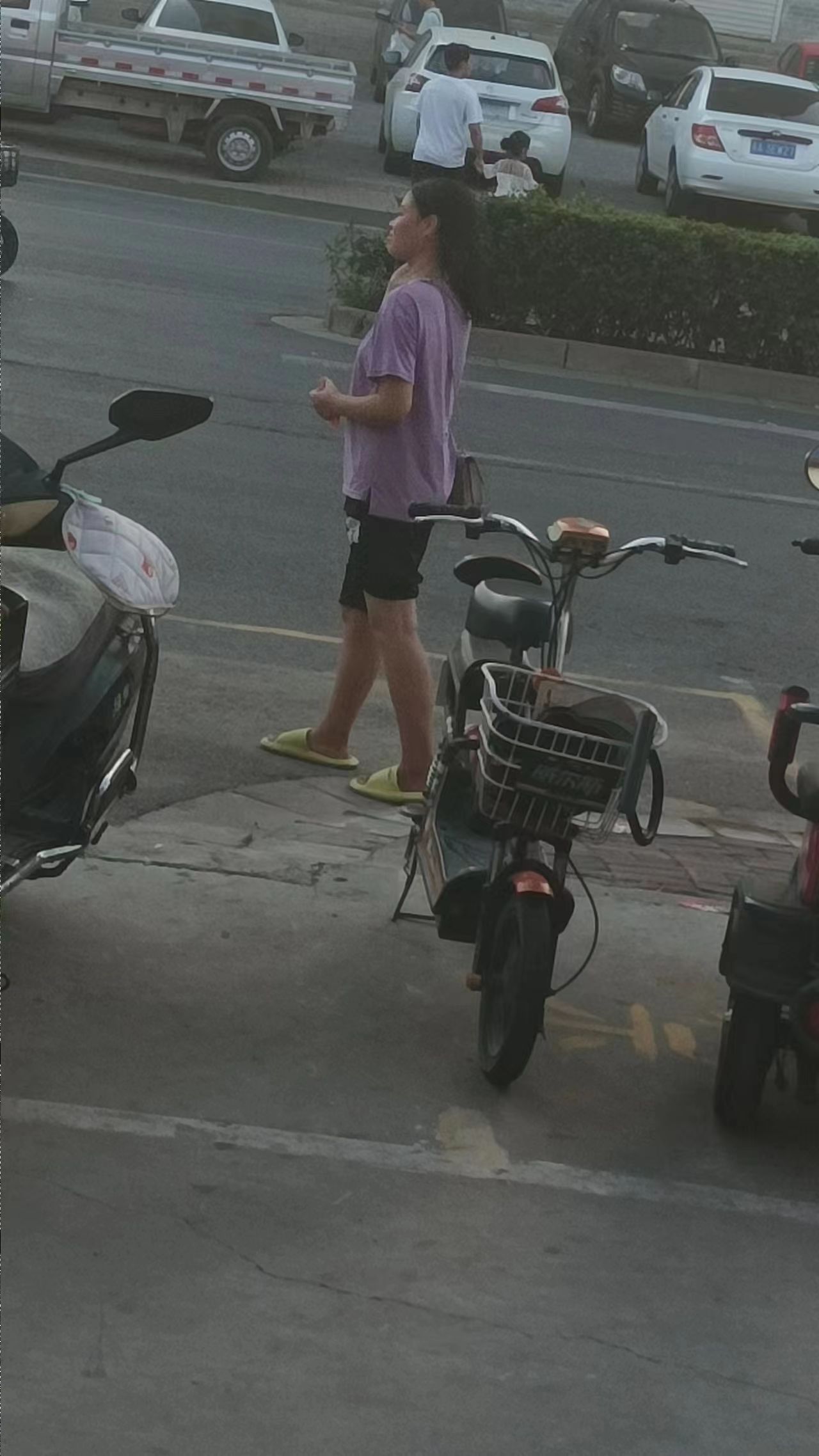 走失者照片 石家庄市急寻：青年女子走失，患精神...