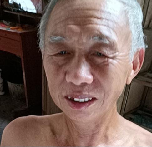 走失者照片 郴州市急寻：六旬老人走失，穿蓝色短...