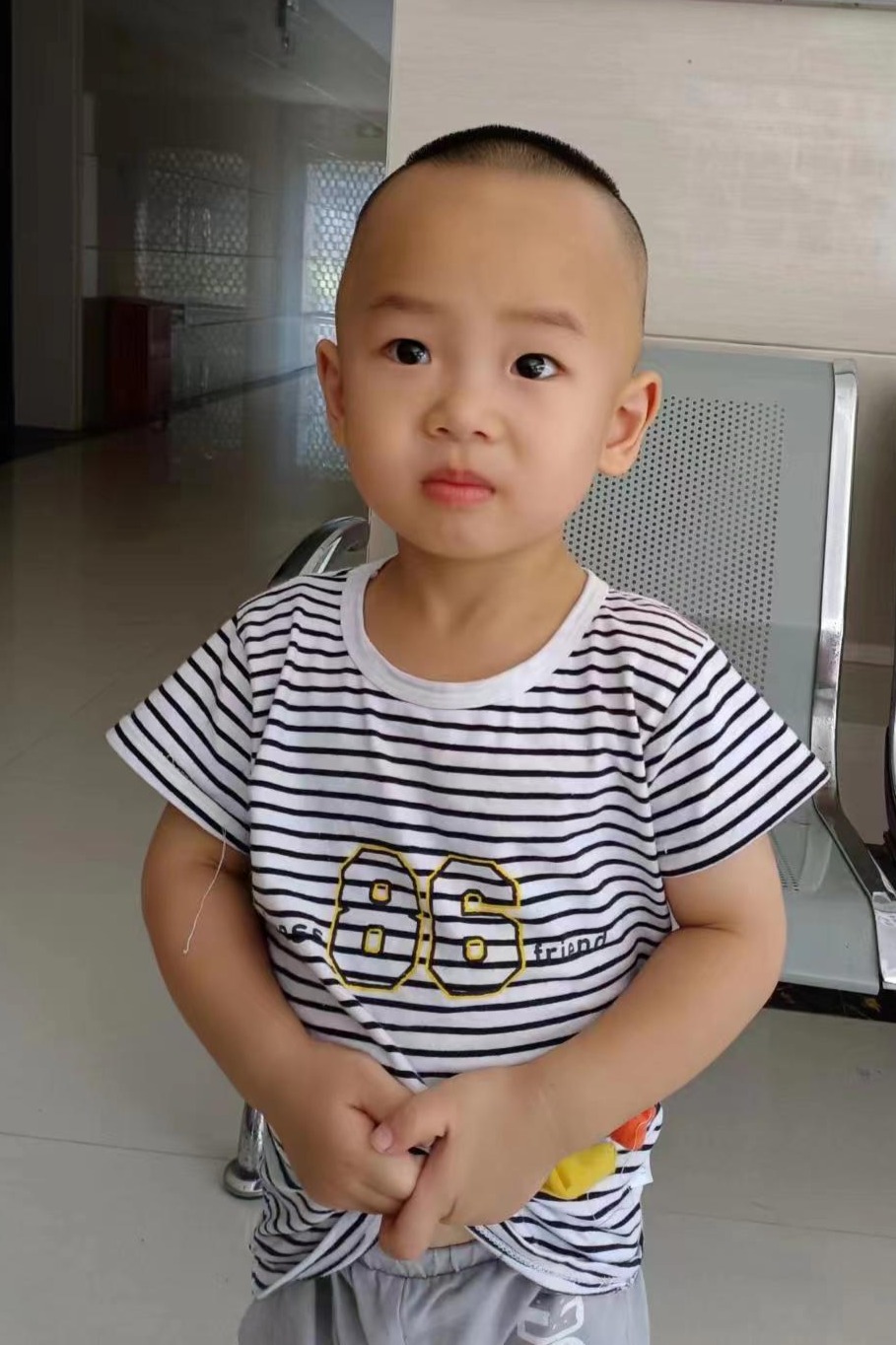 走失者照片 重庆市寻亲：2岁男孩被救助，被发现...