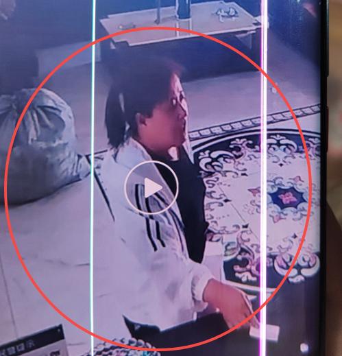 走失者照片 寻人：五旬女子在伊春市走失，患妄想...
