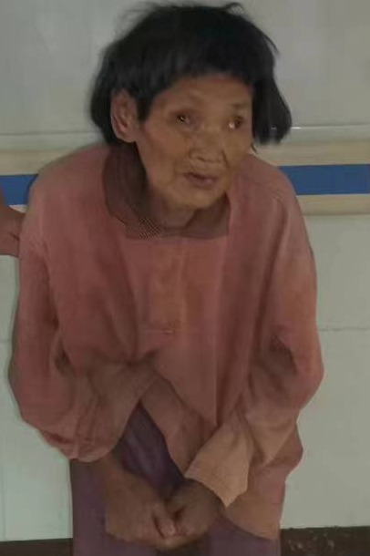 走失者照片 临沂市寻亲：六旬老太被救助，自述叫...