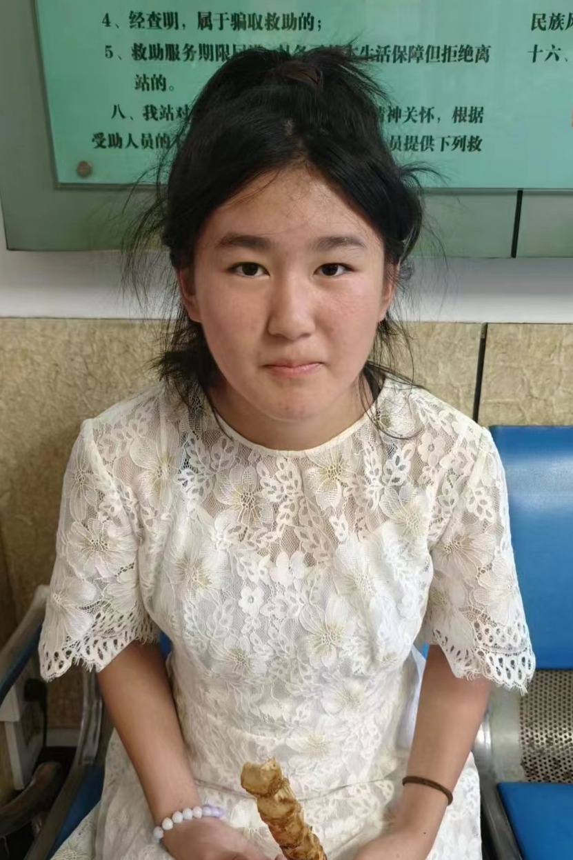 走失者照片 大连市寻亲：12岁女孩被救助，自述...