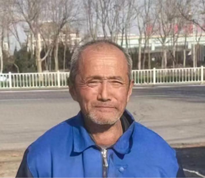 走失者照片 潍坊市寻人：七旬老人走失，穿深蓝色...