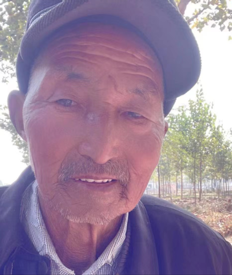 走失者照片 濮阳市急寻：八旬老人走失，患小脑萎...
