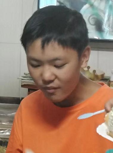 走失者照片 孩子你在哪儿？桂林市14岁男孩失联...