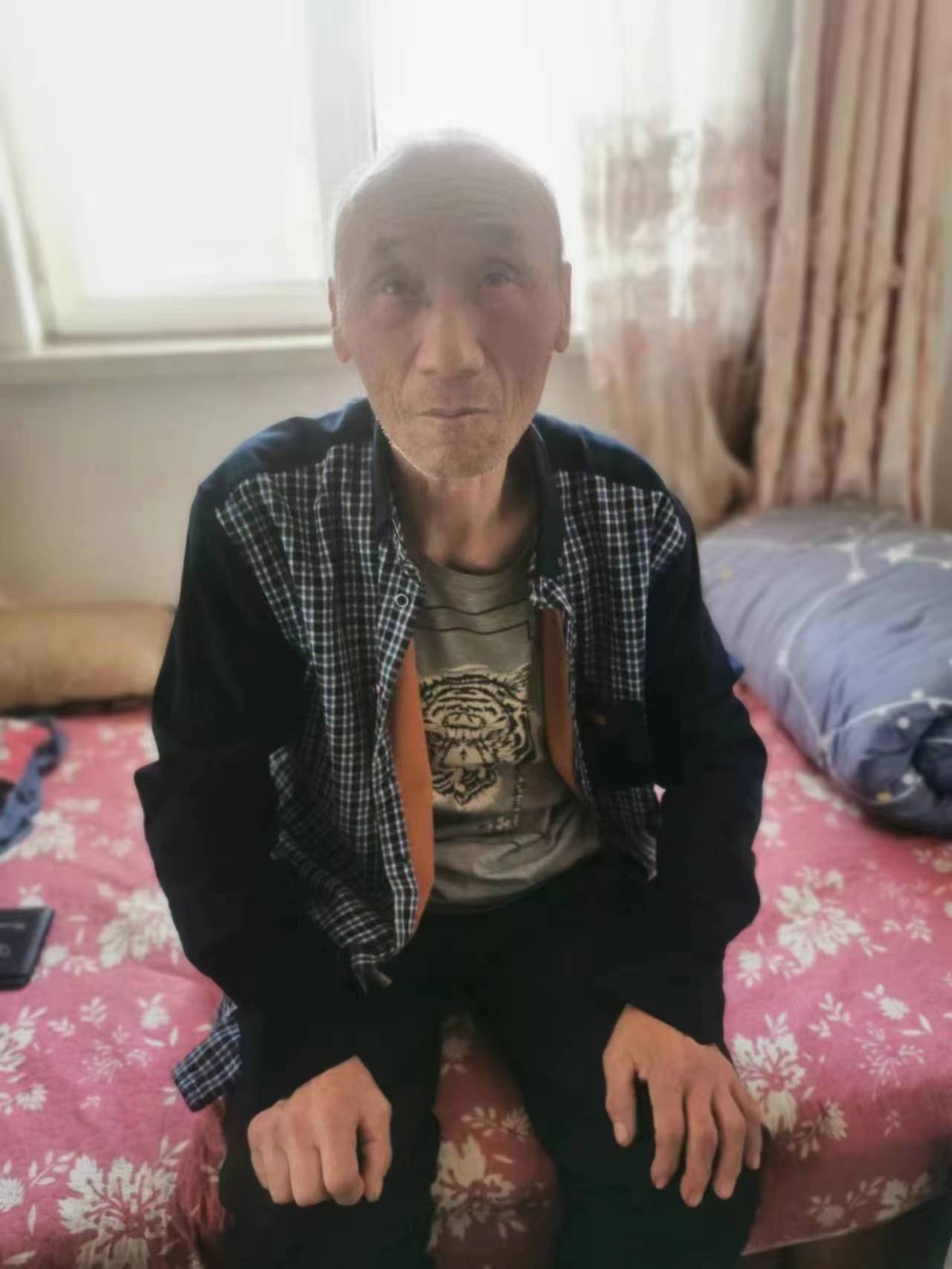 走失者照片 锦州市急寻：七旬老人走失，患小脑萎...