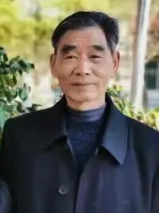 走失者照片 洛阳市寻人：七旬老人外出失联，穿浅...