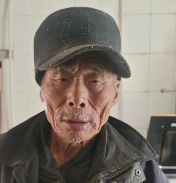 走失者照片 南通市如皋市急寻：七旬老人走失，穿...