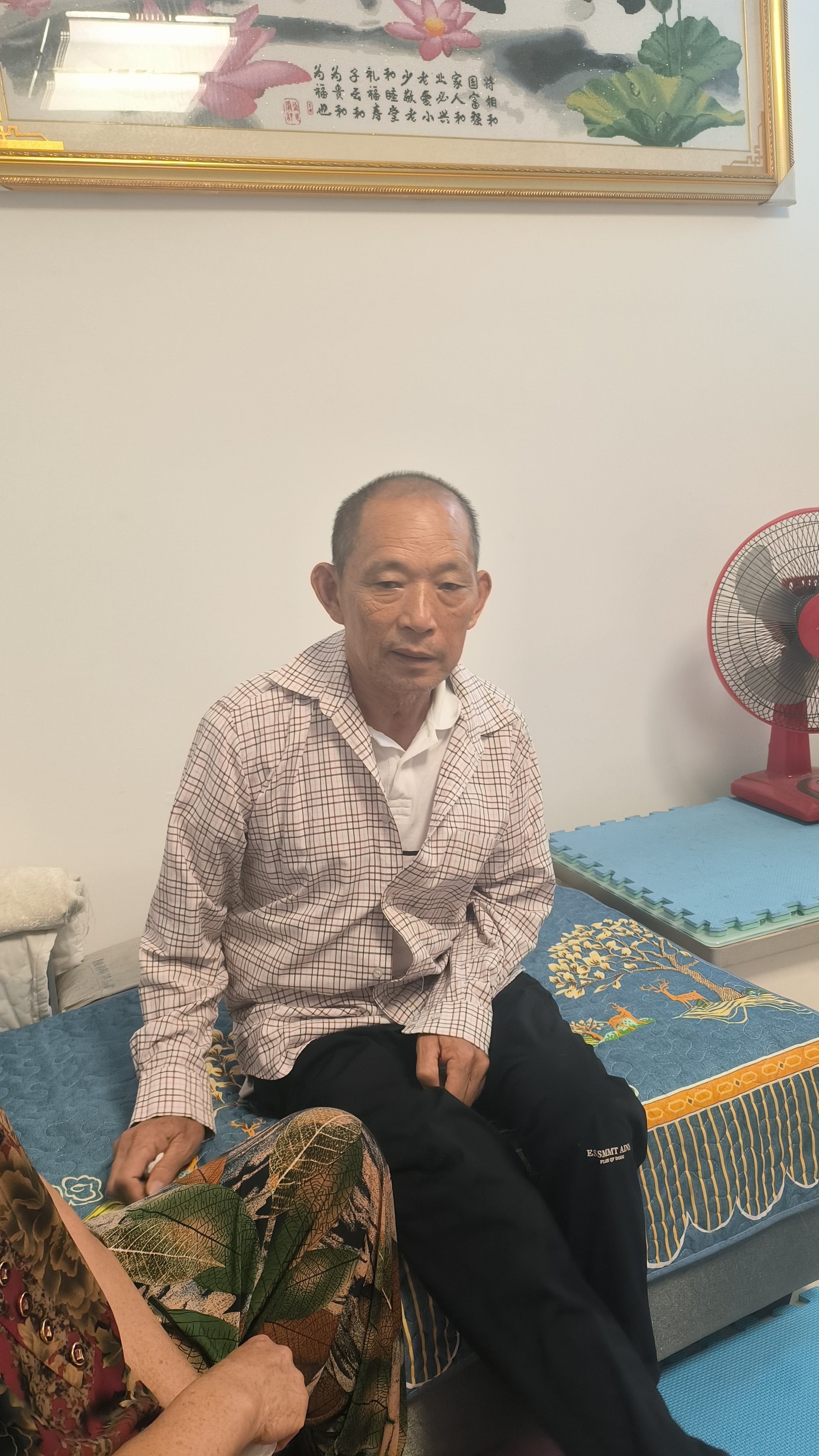 走失者照片 武汉市急寻：六旬老人走失，患精神障...