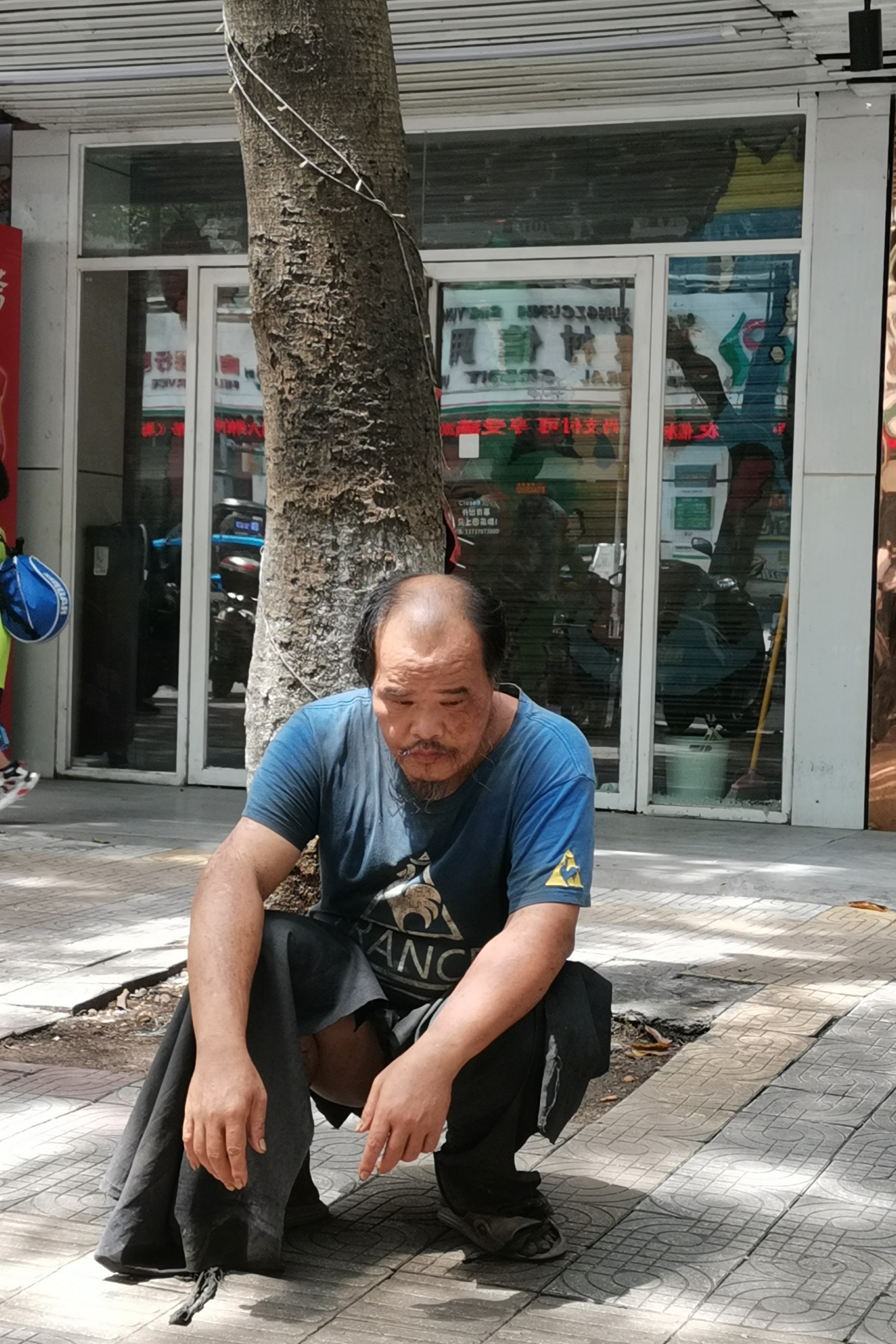 走失者照片 梧州市寻亲：中年男子被救助，自述叫...
