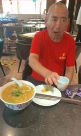 走失者照片 郑州市急寻：五旬男子走失，高1米6...
