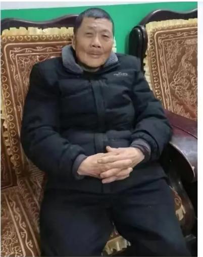 走失者照片 赣州市急寻：七旬老人走失，穿深蓝色...