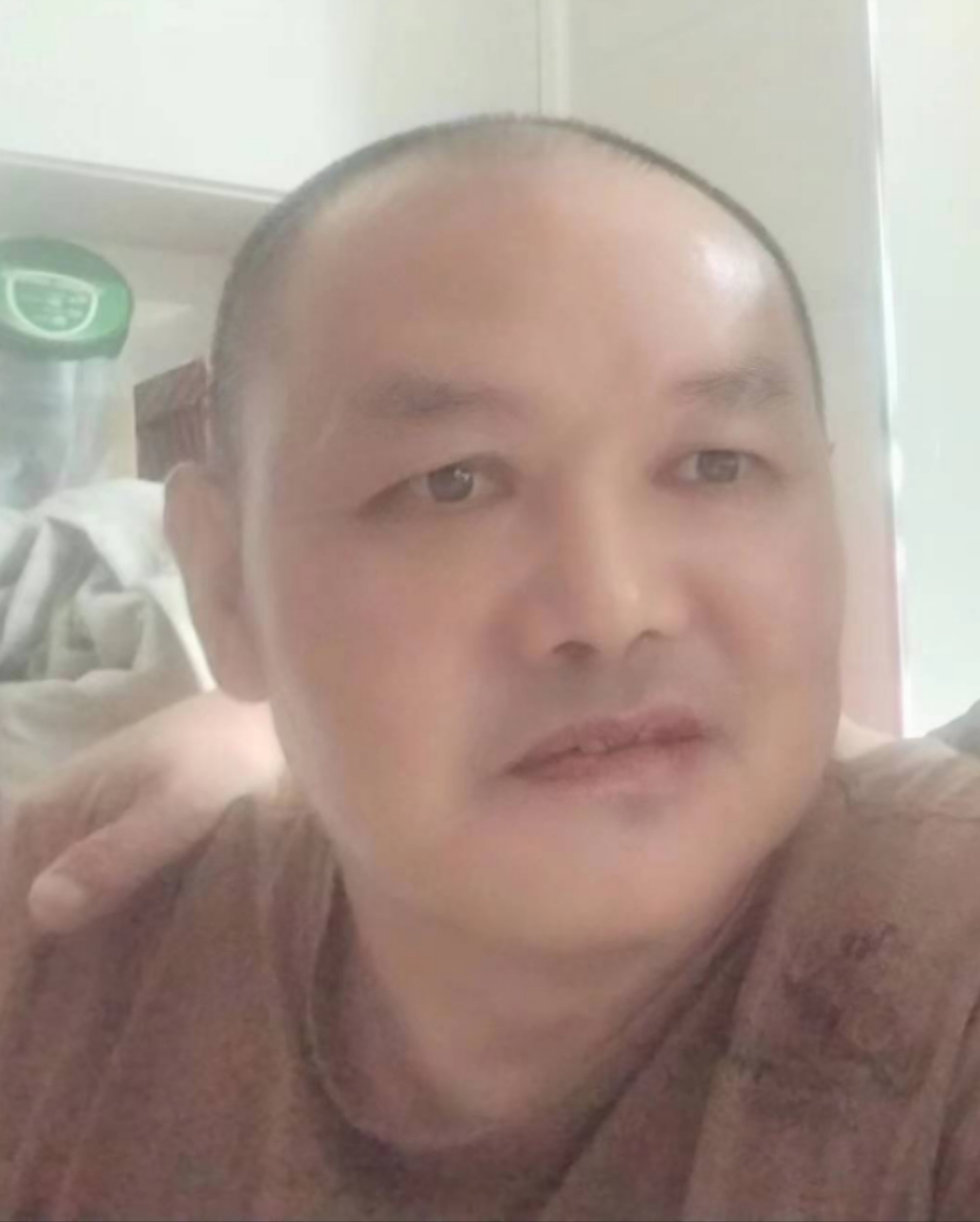 走失者照片 安庆市急寻！六旬老人走失，患轻度抑...