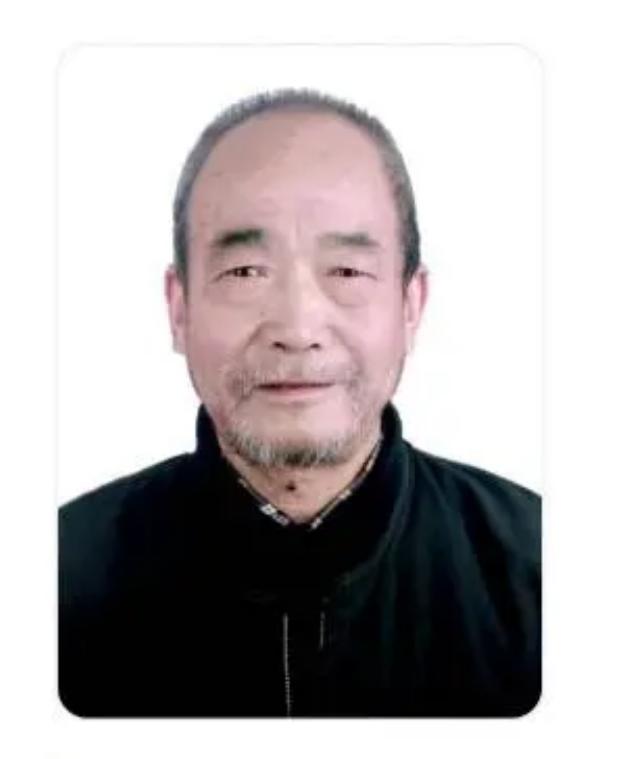 走失者照片 咸阳市寻人：八旬老人失联，穿蓝色长...