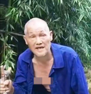 走失者照片 达州市万源市寻人：八旬老人走失，穿...