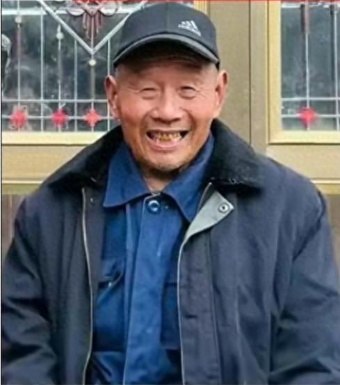 走失者照片 商丘市寻人：八旬老人走失，患小脑萎...