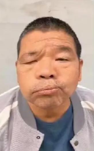 走失者照片 西安市急寻：六旬老人失联，穿白色短...