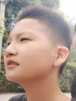 走失者照片 汕头市急寻：12岁男孩失联，穿黑色...
