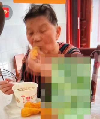走失者照片 孝感市汉川市急寻：八旬老太走失，高...