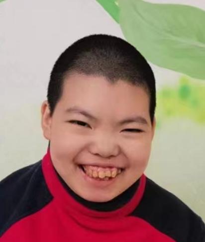 走失者照片 铜陵市寻亲：青年女子被救助十年，不...