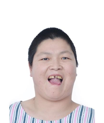 走失者照片 铜陵市寻亲：五旬女子被救助，穿黑色...