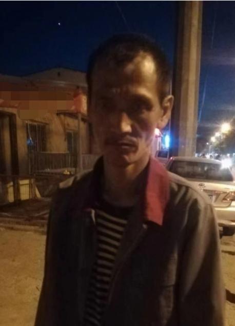 走失者照片 鞍山市寻人：六旬老人走失，患小脑萎...
