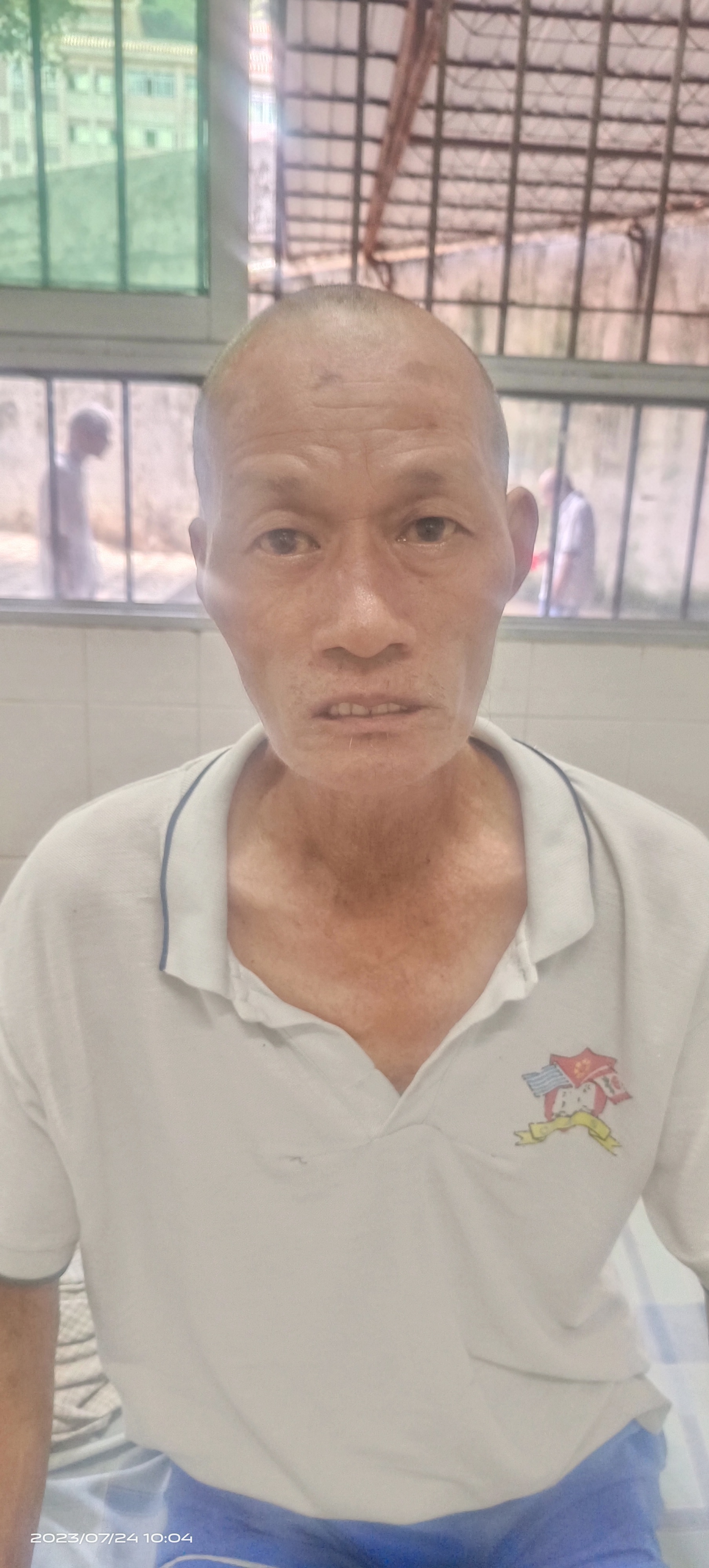 走失者照片 肇庆市寻亲：六旬老人被救助，偏瘦，...