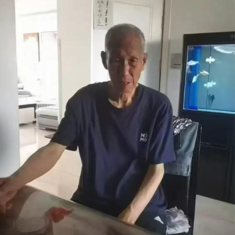 走失者照片 绥化市安达市寻人：八旬老人走失，患...
