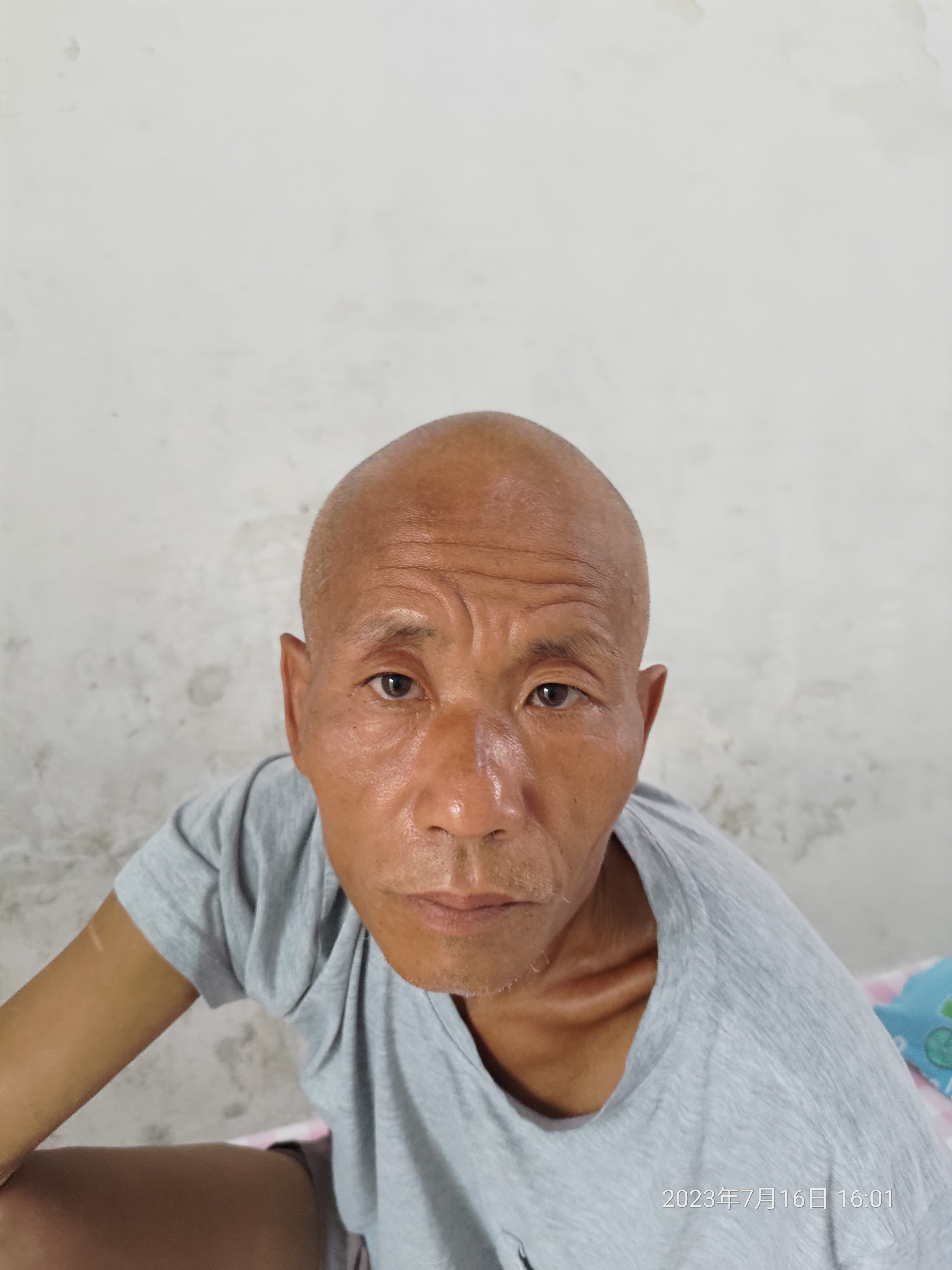走失者照片 江门开平市寻亲：六旬老人被救助，精...