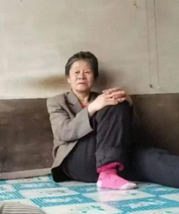 走失者照片 锦州市北镇市寻人：七旬老太走失，患...