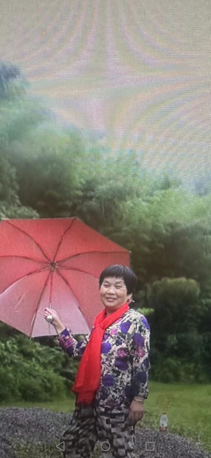 走失者照片 岳阳市急寻：六旬老太走失，患小脑萎...