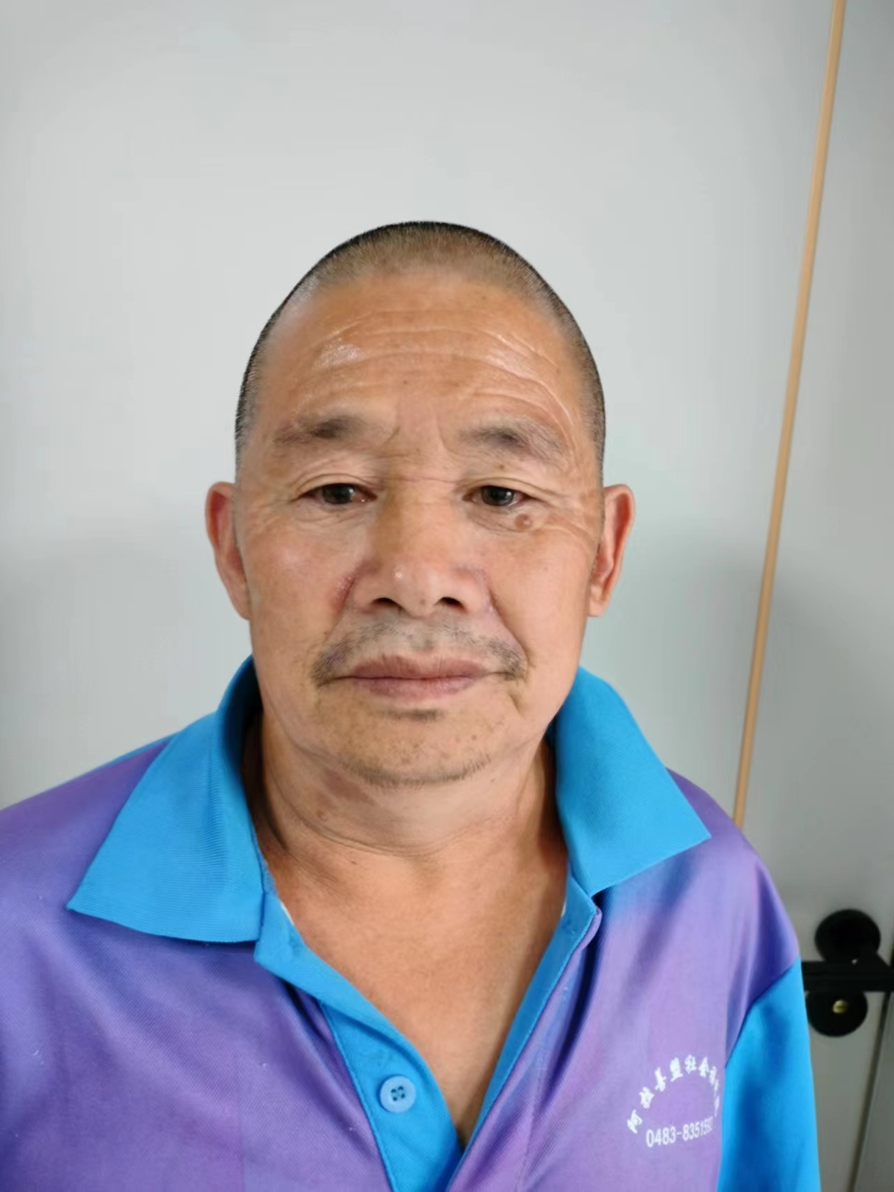走失者照片 阿拉善盟寻亲：五旬男子被救助多年，...
