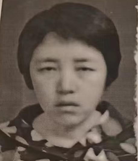 走失者照片 南充市急寻：中年女子走失，患精神障...