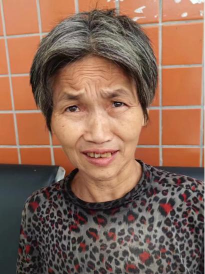 走失者照片 德阳市寻亲：六旬老太被救助，高1米...