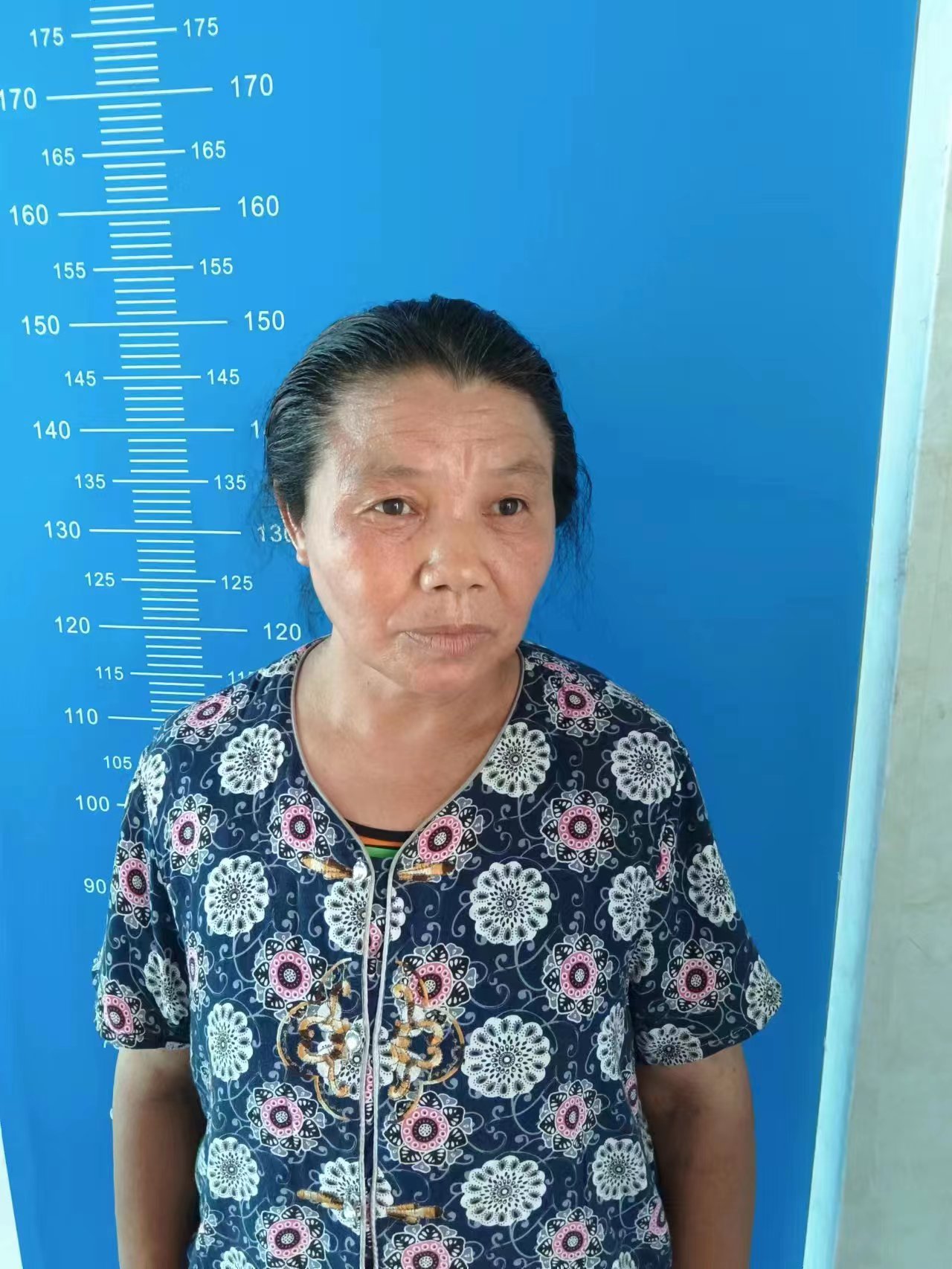 走失者照片 岳阳市寻亲：五旬女子被救助，自述叫...