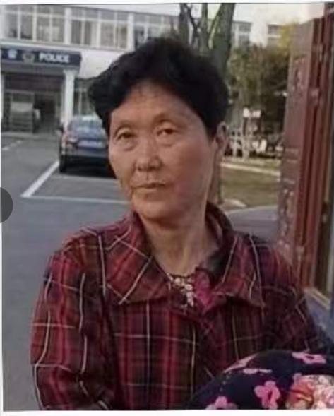 走失者照片 南阳市急寻：六旬老太走失，精神异常...