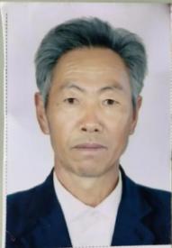 走失者照片 文山州急寻：六旬老人走失，患小脑萎...