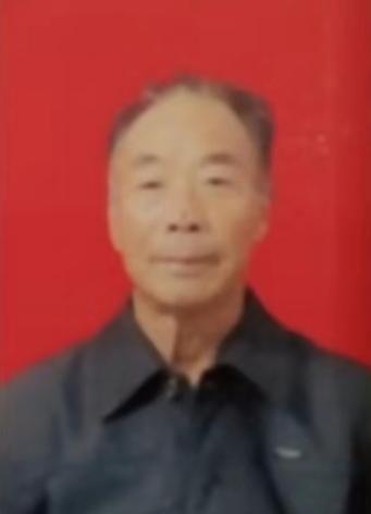 走失者照片 周口市急寻：七旬老人走失，骑红色脚...