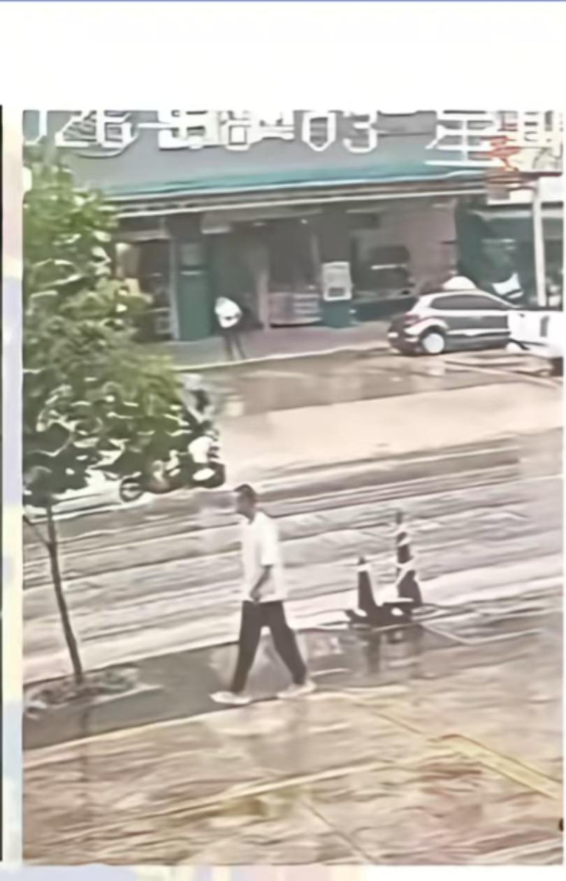 走失者照片 德宏州芒市寻人：15岁男孩走失，穿...