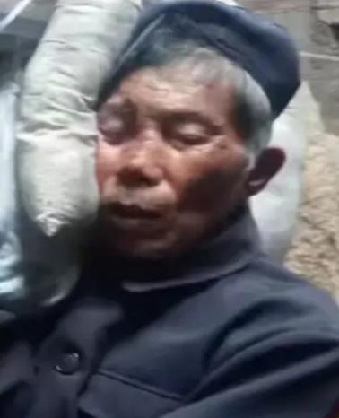 走失者照片 宜宾市急寻：七旬老人走失，高1米6...