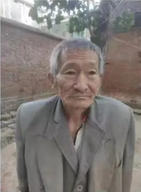 走失者照片 菏泽市急寻：六旬老人走失，精神异常...