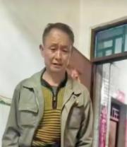 走失者照片 楚雄州寻人：六旬老人走失，穿浅灰色...