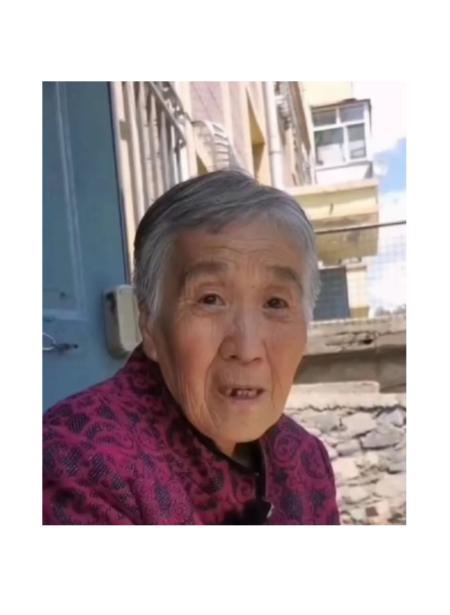 走失者照片 双鸭山寻人：七旬老太外出失联，花白...