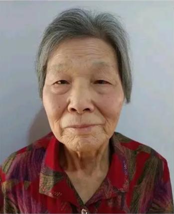 走失者照片 东营寻人：八旬老太走失，患小脑萎缩...