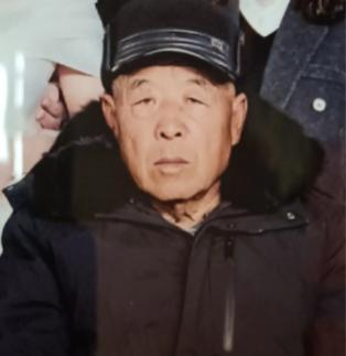 走失者照片 周口市寻人：七旬老人走失，拿黑色棉...