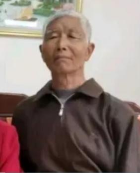 走失者照片 九江寻人：瑞昌市八旬老人失联，穿白...