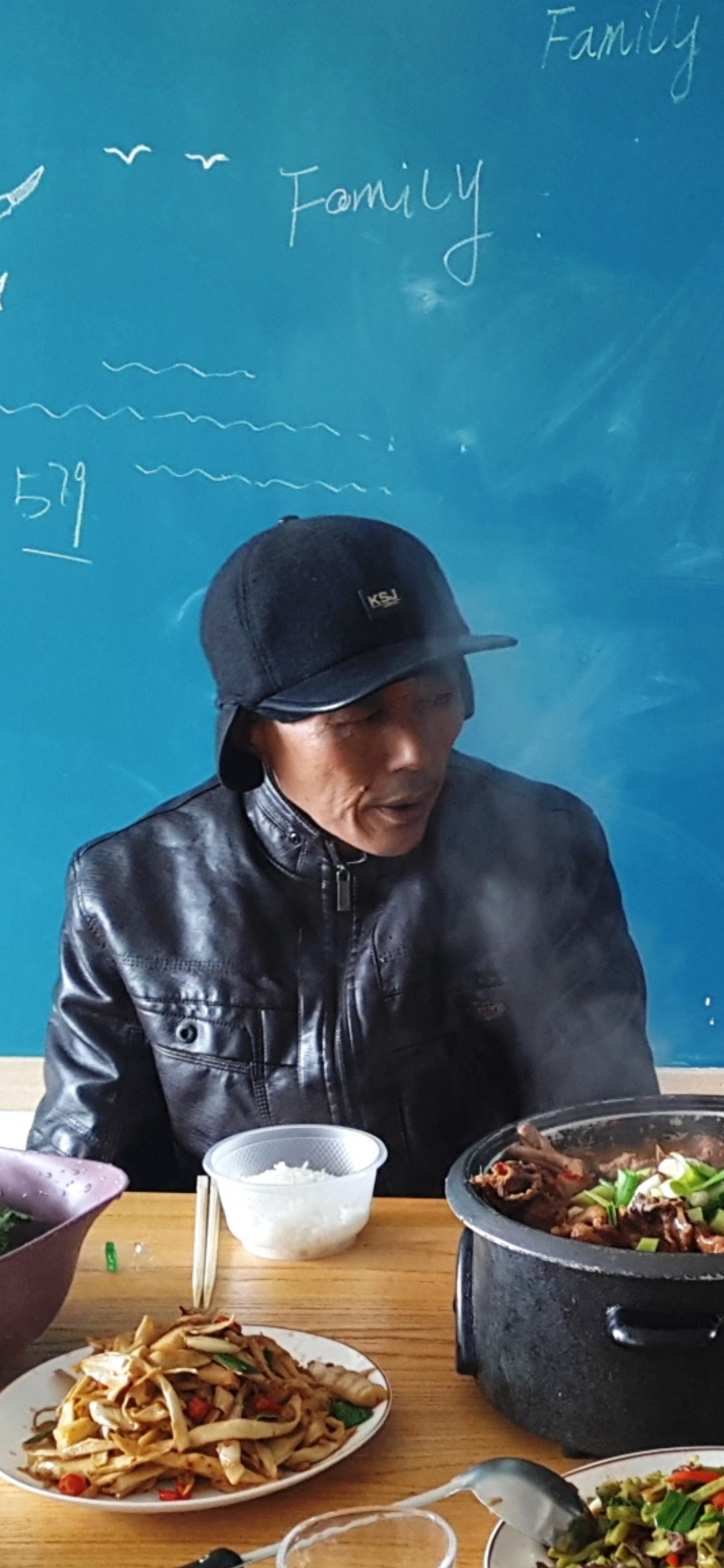 走失者照片 宜昌宜都市急寻：六旬老人失联，高1...