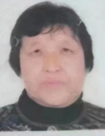 走失者照片 秦皇岛急寻：八旬老太失联，戴帽子，...