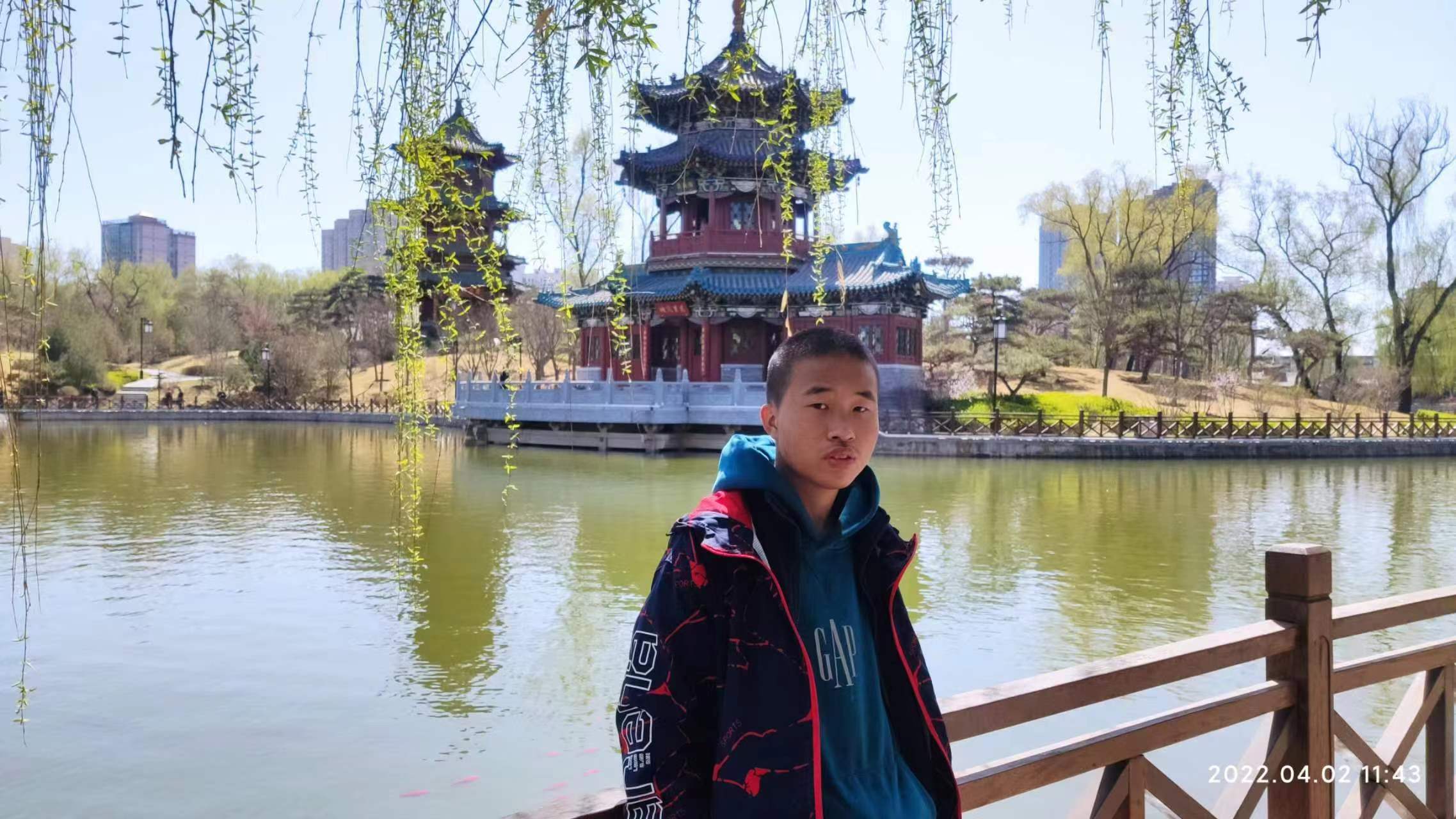 走失者照片 太原市急寻：青年男子走失，患精神分...