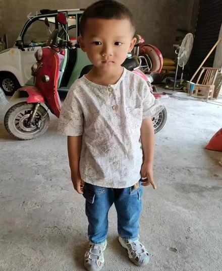 走失者照片 重庆寻亲：3岁男孩自幼被救助，现高...